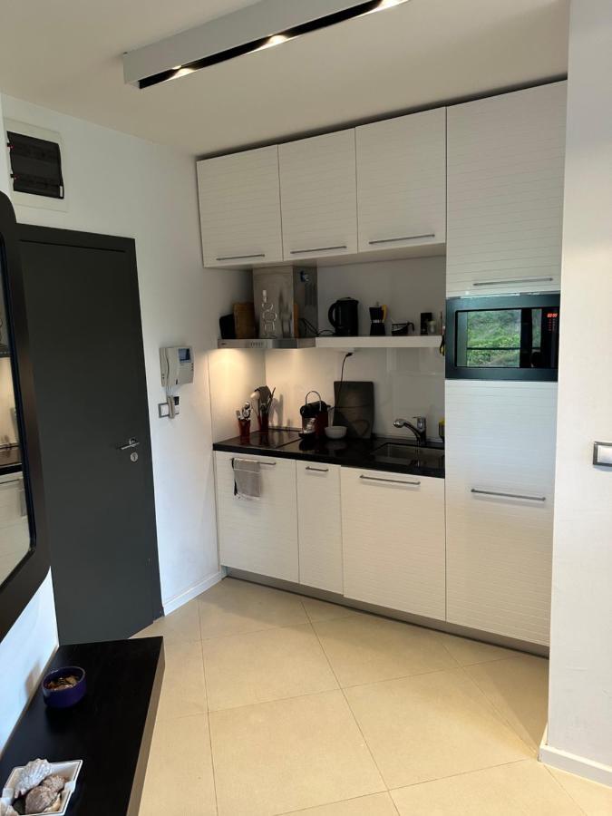 Apartment Sand Lilies โซโซโปล ภายนอก รูปภาพ