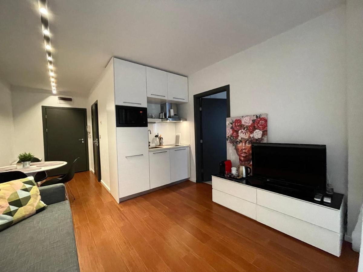 Apartment Sand Lilies โซโซโปล ภายนอก รูปภาพ
